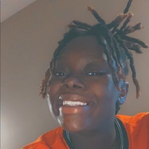 Meet your Posher, Omari